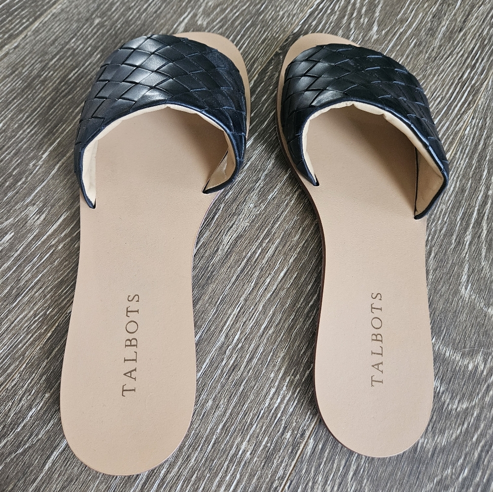 Talbots Sandals - Picture 2 of 6